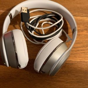 Beats by Apple. noise canceling headphones. New